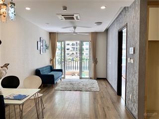 Chuyển công tác tôi bán căn 2ngủ 70m2 hướng đông nam chung cư hoà bình green giá rẻ