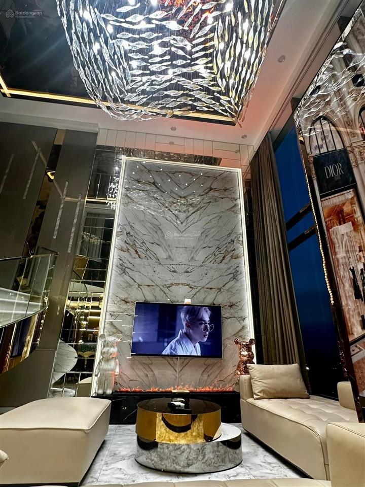 Vợ chồng tôi cho thuê căn penthouse duplex 320m2 đẹp nhất tsg lotus sài đồng
