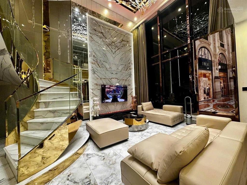 Vợ chồng tôi cho thuê căn penthouse duplex 320m2 đẹp nhất tsg lotus sài đồng