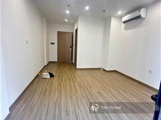 Tôi chính chủ cho thuê căn studio có ban công vinhomes smsart city nhà mới 100% thoáng đẹp