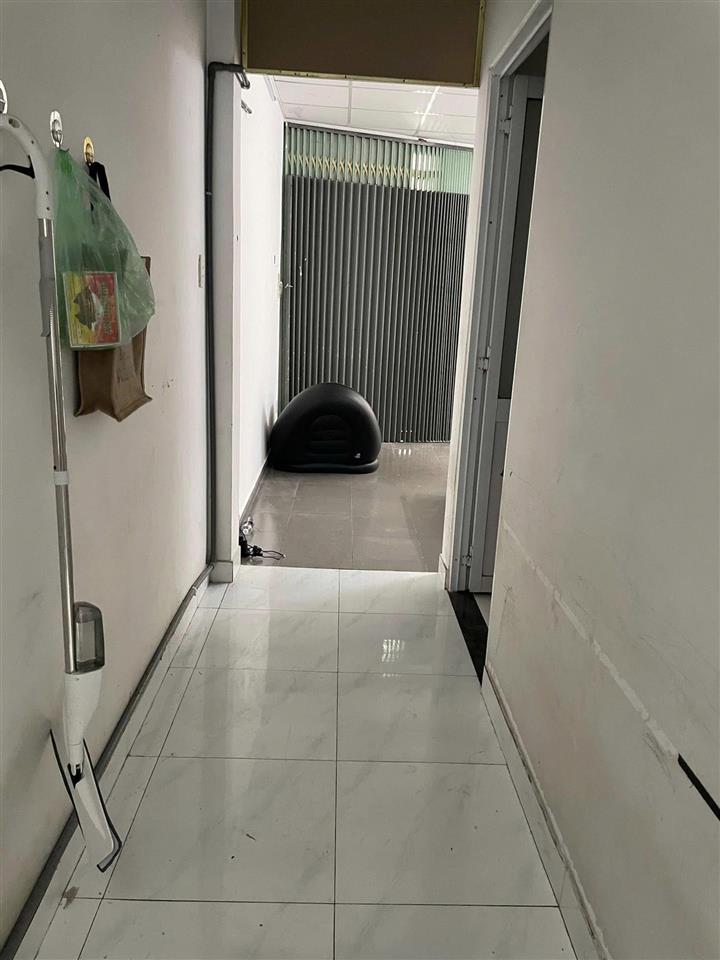 Bán nhà Cấp 4, 1 đời chủ, HXH 5m Chánh Hưng, giao Phạm Hùng, 6,3x19m, sổ A4, 12,2 tỷ (TL)