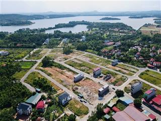 Đất phân lô chợ tình p.xuân hoà cạnh công viên đối diện trường học và nhà văn hoá giá nhỉnh 10tr/m2