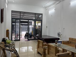 Bán nhà 2 lầu mới hẻm nhựa 6m đường trường chinh , tp quảng ngãi , diện tích 5x24m