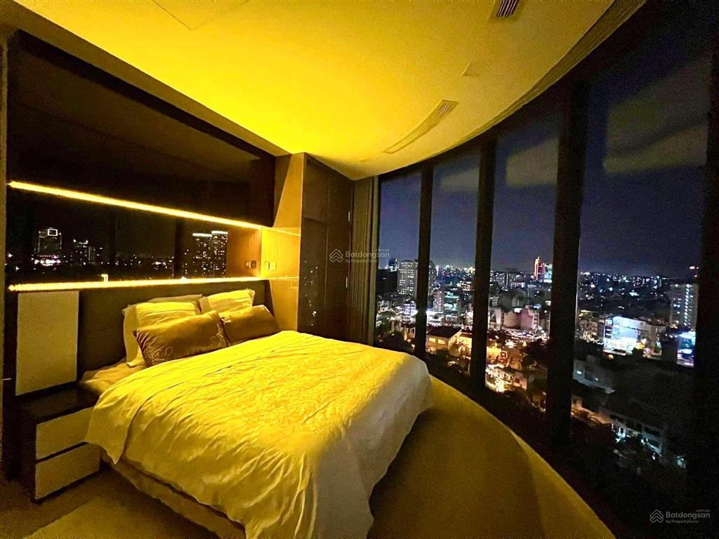 Tôi cần cho thuê gấp 3pn 2wc view sông vòng cung a32802 (a3 tầng 28)