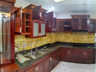 Ngộp bank  bán gấp nhà góc 2mt hoàng hoa thám,pn  dt7x14m , 5 lầu  hđt50tr/th  giá18,2 tỷ