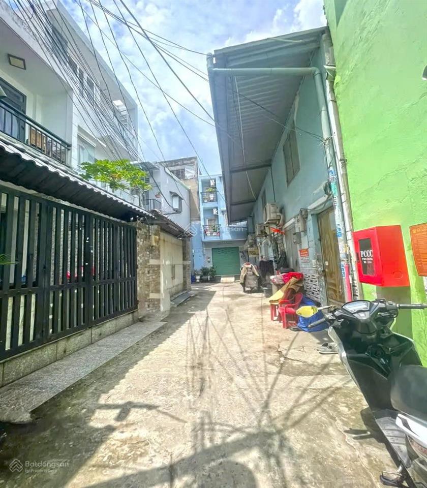 Hàng thơm  nhà 1 lầu 5x20m mặt tiền hẻm 3m nguyên thị thập, q7