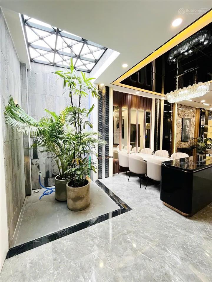 Siêu phẩm nhà mới 100% 4 lầu st đường số liền kề phú mỹ hưng q7