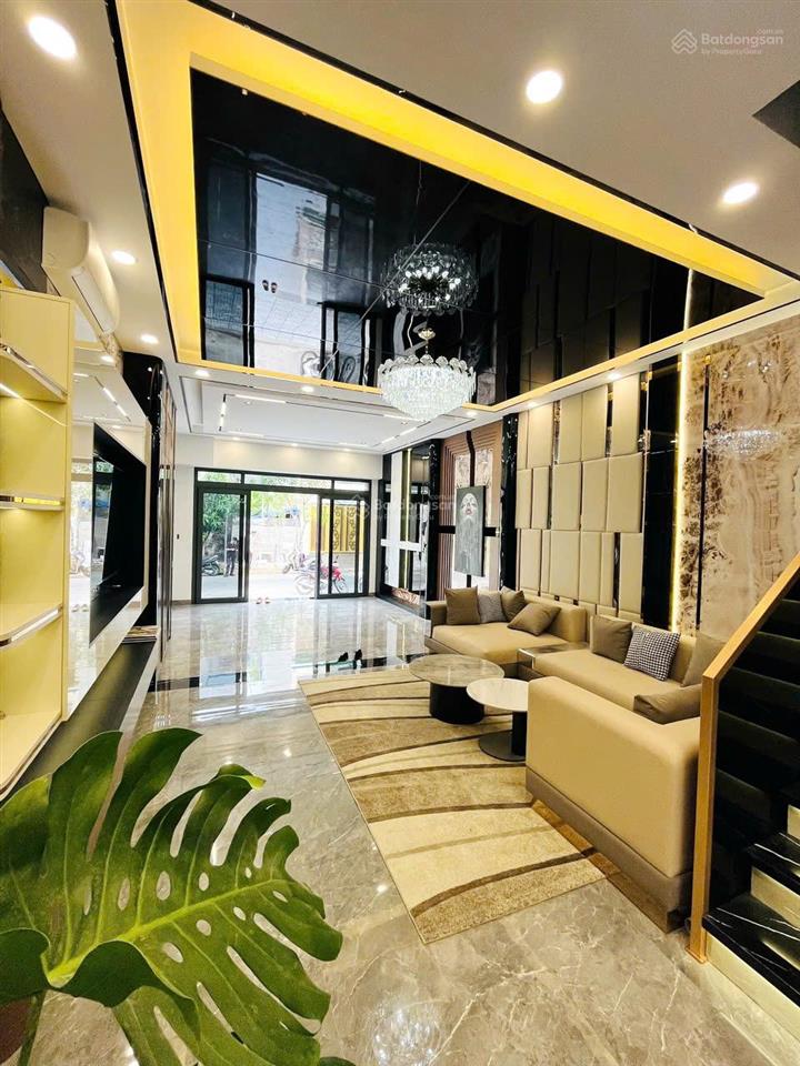 Siêu phẩm nhà mới 100% 4 lầu st đường số liền kề phú mỹ hưng q7