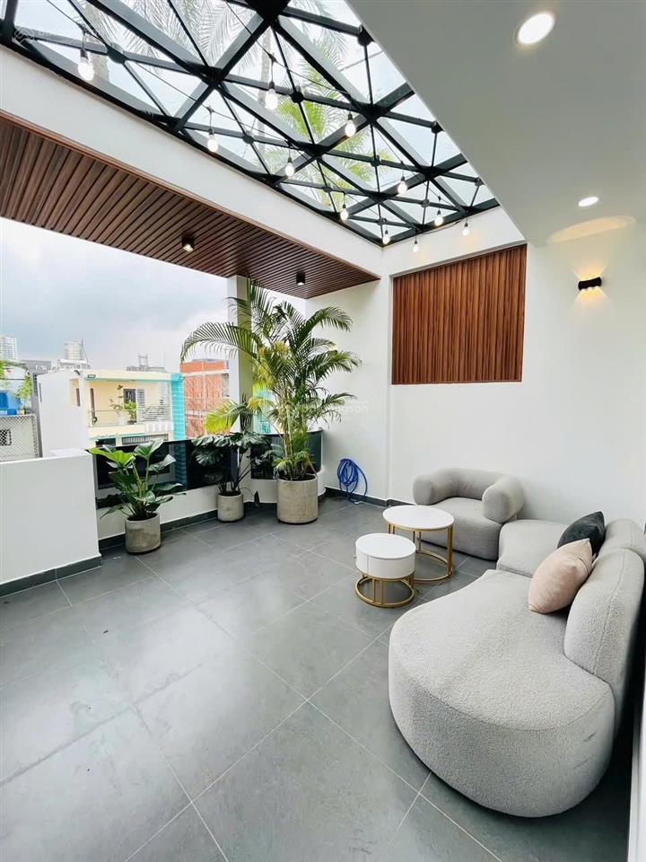 Siêu phẩm nhà mới 100% 4 lầu st đường số liền kề phú mỹ hưng q7