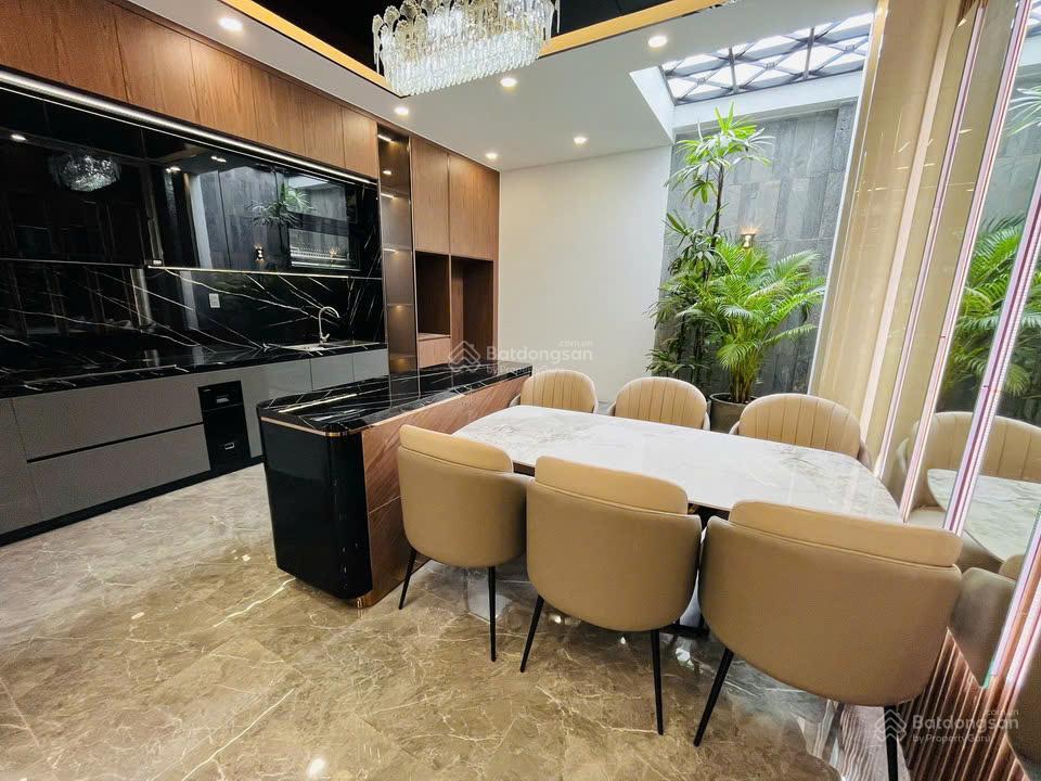 Siêu phẩm nhà mới 100% 4 lầu st đường số liền kề phú mỹ hưng q7