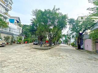 Lô đất hiếm 7,7x35m 2 mặt tiền đường 8m, kdc tạ ngọc thảo q7