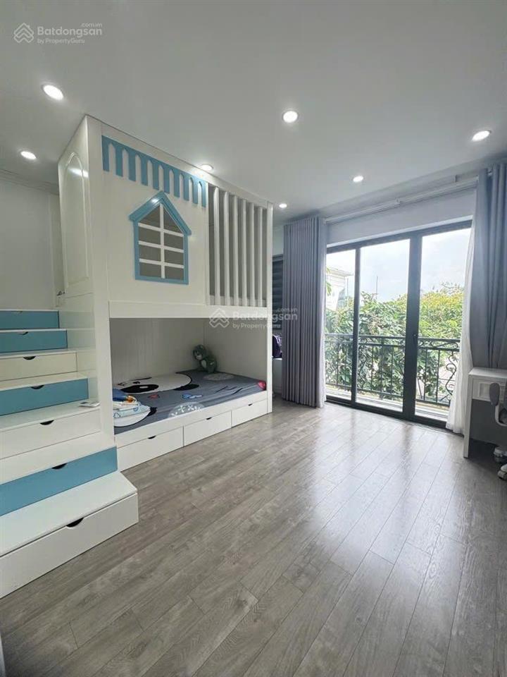 Chính chủ nhờ bán căn nhà 6 tầng thang máy khu phân lô đấu giá phúc lợi long biên, diện tích 75m2