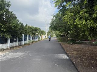 Bán đất xã bưng riềng ấp 3 phía rừng ngang 5mx39m nở hậu 6m có 50m2 thổ cư,đường nhựa số 2 gần chợ