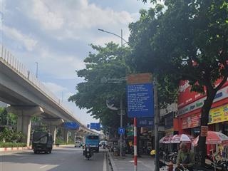 Nhà mặt phố quang trung 70m2, 4 tầng, mt 4m ,vỉa hè đá bóng kinh doanh gì cũng được.
