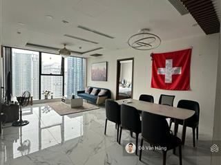 Bán căn 3 ngủ full đồ 90m2 sunshine city  giá 8 tỷ săn sổ sang tên