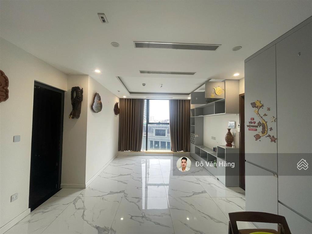 Bán căn 1 ngủ full nội thất view nội khu sunshine city sẵn sổ sang tên