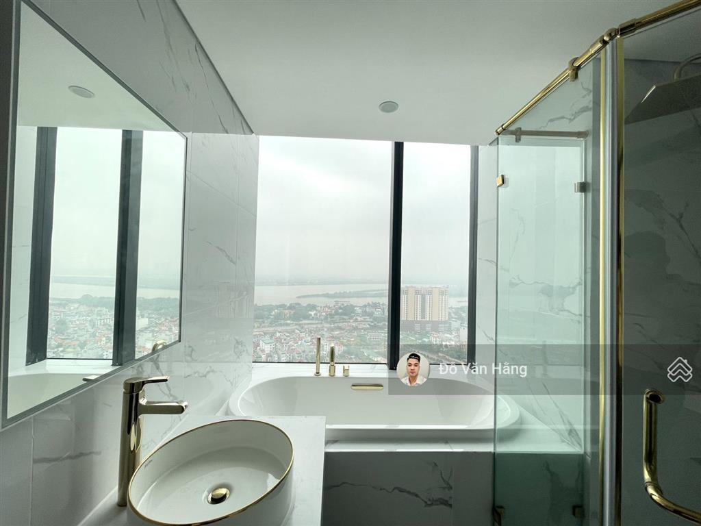 Bán căn góc 3 phòng ngủ 105m2 sunshine city tầng cao view sông hồng  giá 12 tỷ sổ đỏ sang tên