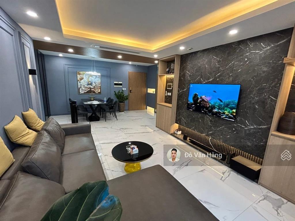 Bán căn 3 ngủ full nội thất đẹp 104.1m2 sunshine city, giá 11,7 tỷ, sổ đỏ sang tên