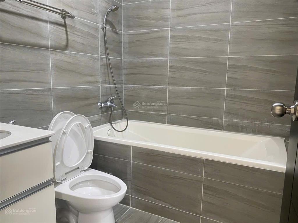 Bán căn hộ quận 7 docklands saigon 3pn 2wc, 117,1m2 nhà trống, giá 6,5 tỷ