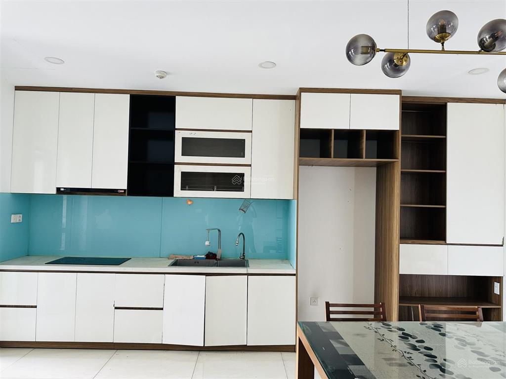 Cần tìm khách mua căn emerald 3pn 2wc view đẹp, để lại full nội thất, giá 6 tỷ 102% còn tl