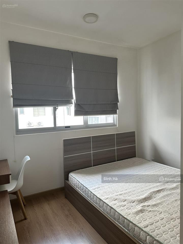 Giá 4.3 tỷ vị trí đẹp ruby bán căn 2pn  2wc nhà có sẵn nội thất mới tinh, view thoáng yên tĩnh