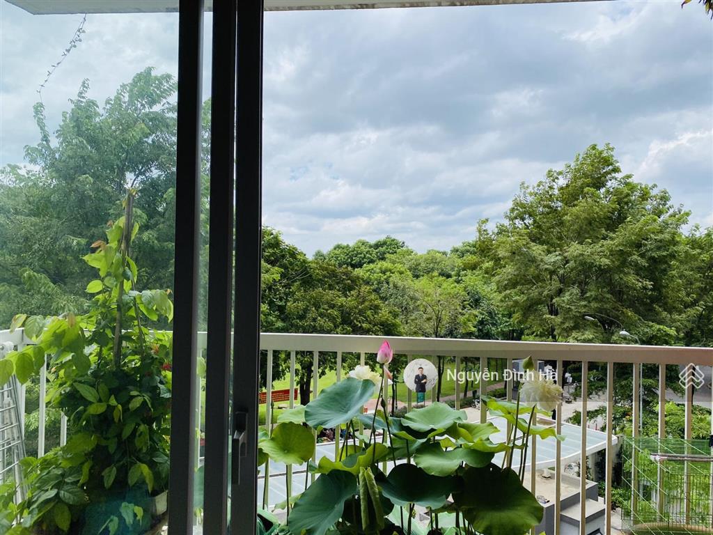 Hàng hot loại có ban công căn view hồ sinh thái 98m2 3pn2wc 1 kho, hỗ trợ vay ngân hàng giá 4.9 tỷ