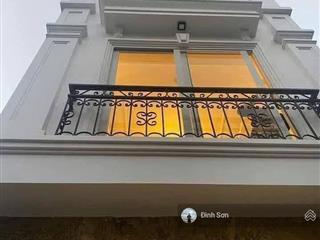 Nhà đẹp mới koong  ngõ thoáng rộng  ô tô gần  full nội thất đẹp  trung tâm tây hồ nhỉnh 7 tỷ tl