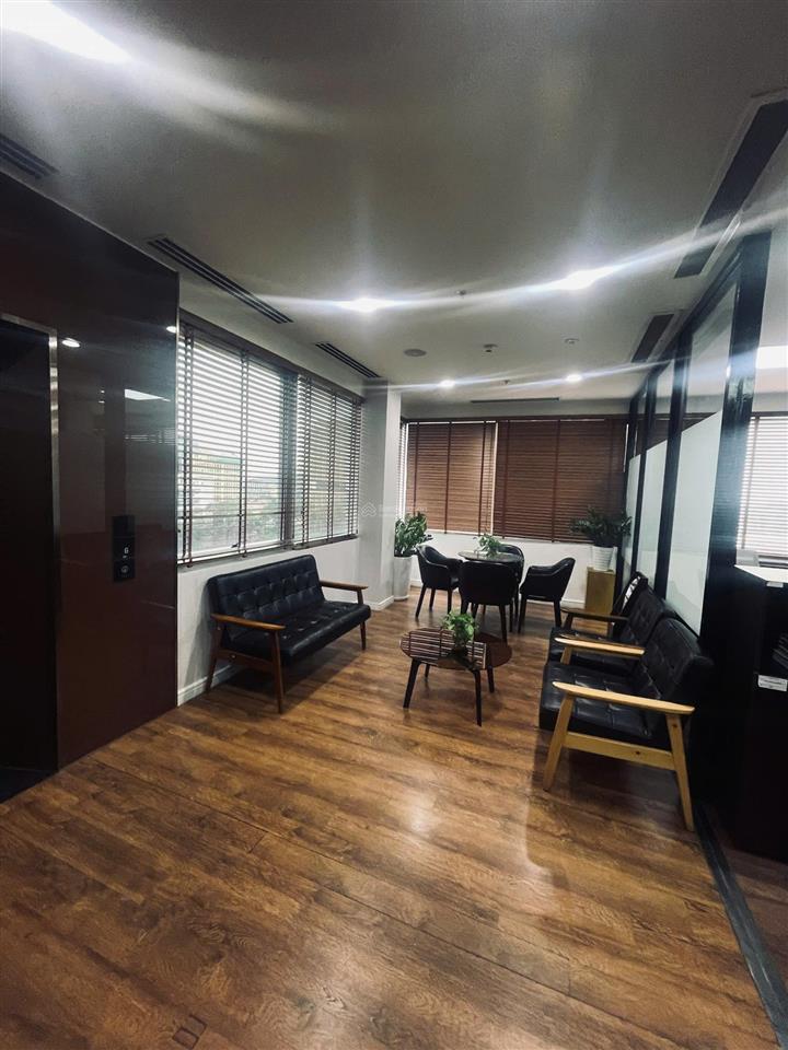 Cho thuê văn phòng trung tâm quận 1, tòa nhà miss áo dài.  anh thành 0919 797 ***