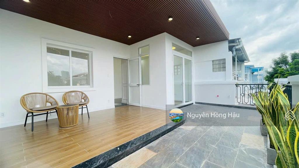 Chính chủ bán gấp căn biệt thự mỹ giang nhà đẹp full nội thất châu âu vào ở ngay, bán giá 41 tỷ tl