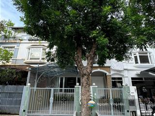 Chính chủ bán gấp căn biệt thự mỹ giang nhà đẹp full nội thất châu âu vào ở ngay, bán giá 41 tỷ tl