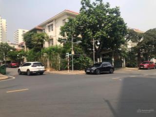 Bán gấp căn biệt thự mỹ tú góc đường nguyễn cao và nội khu, dt 200m2, vị trí vip siêu đẹp