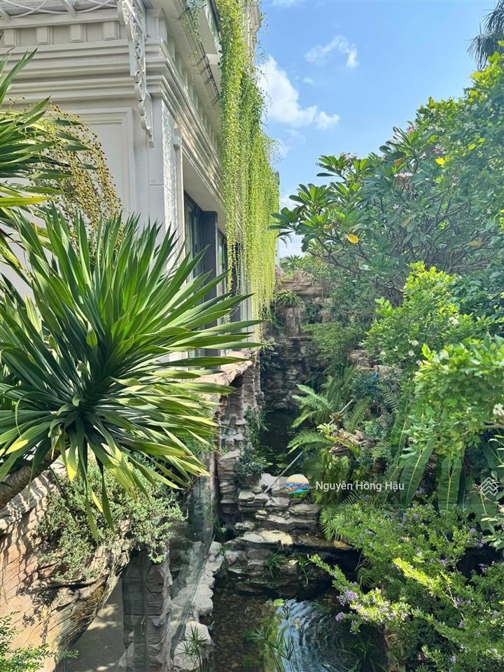 Siêu villa phú mỹ hưng góc 3 mặt tiền cực vip dt 370,1m nhà siêu đẹp cho giới thượng lưu bán 160 tỷ