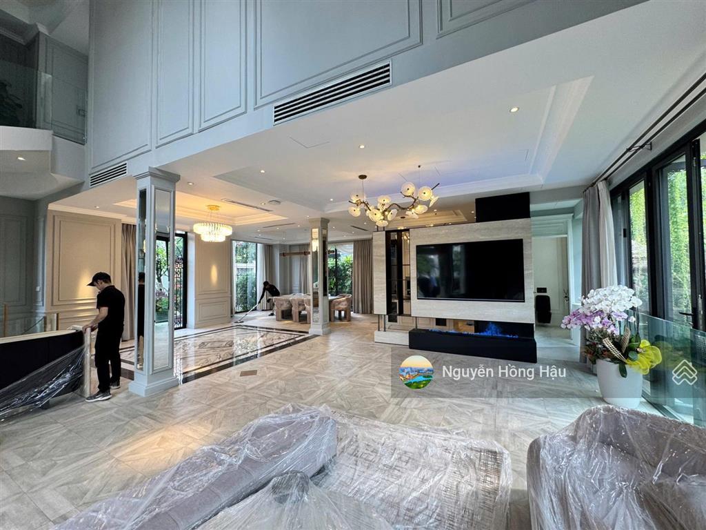 Siêu villa phú mỹ hưng góc 3 mặt tiền cực vip dt 370,1m nhà siêu đẹp cho giới thượng lưu bán 160 tỷ