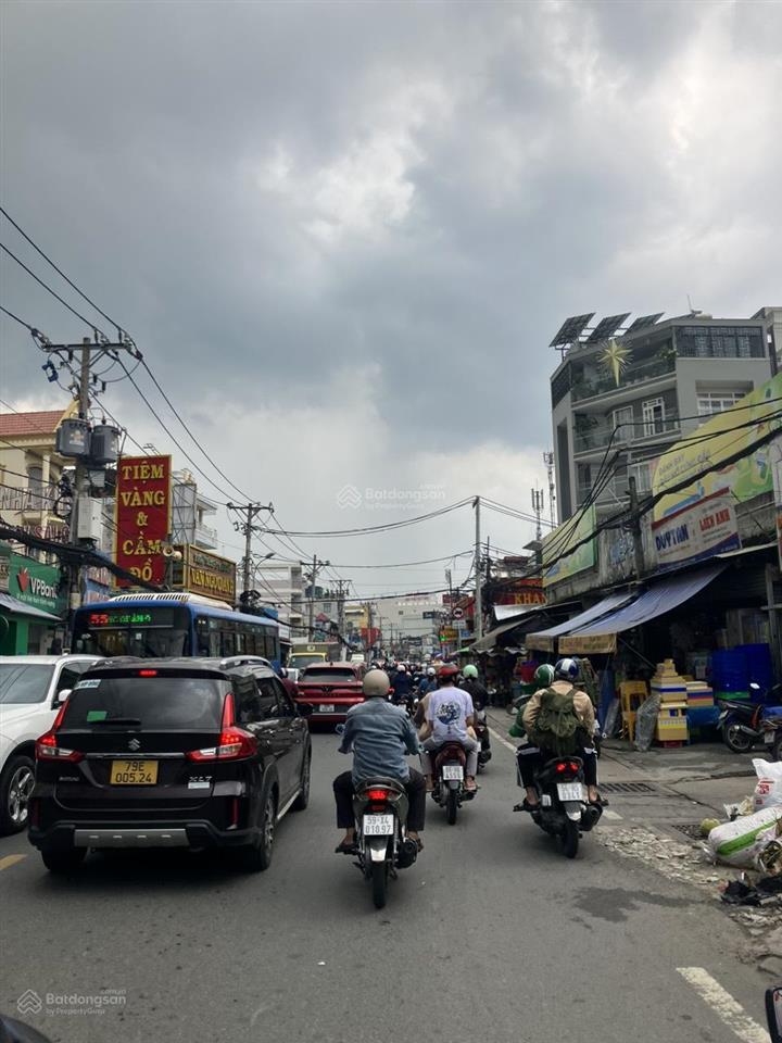 Nhà mặt tiền đường hoàng diệu 2 có bề ngang 12m chủ thiện chí bán