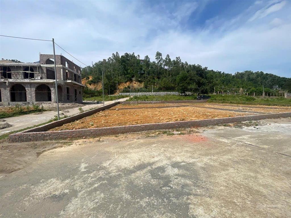 Bán lô đất 2 mặt tiền siêu đẹp ngay sát ga metro 5 và trường đại học quốc gia hà nội