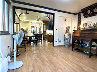 Tòa nhà vip  siêu văn phòng  kd sầm uất thang máy