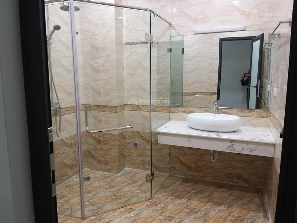 Tòa nhà văn phòng siêu vip  kd sầm uất thang máy