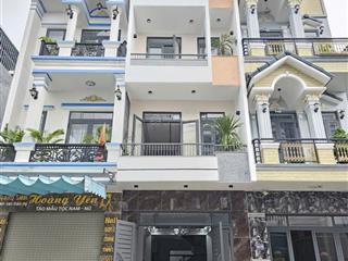 Bán nhà 1 trệt 2 lầu kdc gần ngã tư miếu ông cù, p.bình chuẩn, tp.thuận an. full nội thất. 5,7ty