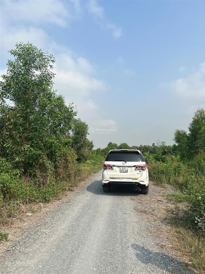 Chính chủ cần bán 3 lô đất đẹp xã thái mỹ, huyện củ chi. đất vuông vắn, đường ô tô vào tận nơi