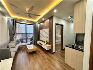 Bán căn góc thoáng tòa b dt 64m2, giá 6.2 tỷ