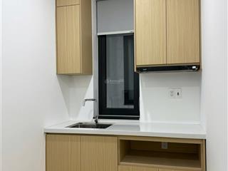 Cho thuê căn hộ dịch vụ mini full nội thất chỉ xách vali vào ở có ban công. hđ từ 13612 tháng