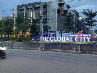 Cho thuê đất trống mặt tiền đường liên phường gần khu đô thị global city. đất
ngang 40m * dài 33m