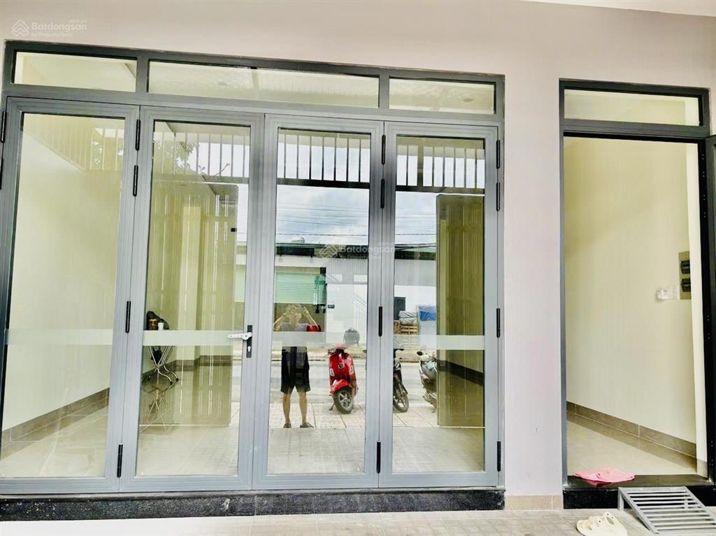 Quận 9 cho thuê sàn mặt bằng kinh doanh mặt tiền liên phường khu dân cư nam long 6m*21m = 121m2