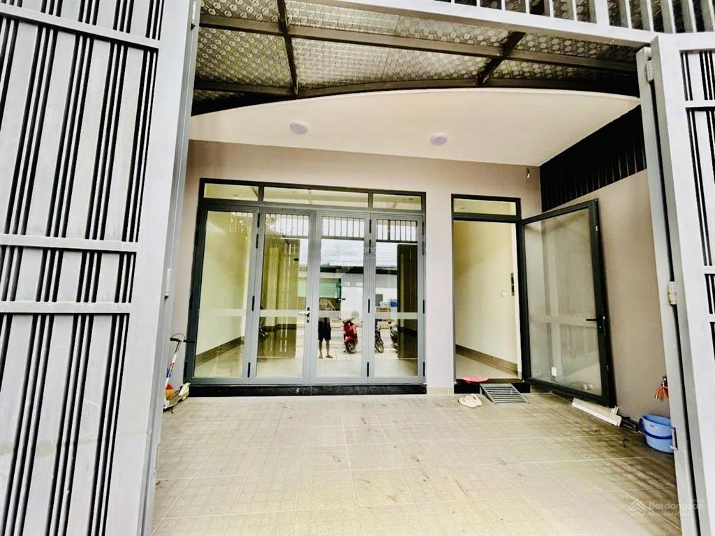 Quận 9 cho thuê sàn mặt bằng kinh doanh mặt tiền liên phường khu dân cư nam long 6m*21m = 121m2