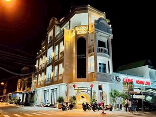 Góc 2 mặt tiền  gần chợ mỹ phú  cao lãnh (15x18m)