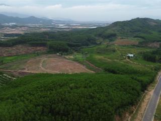 Bán đấtt giáp khu công nghệ cao, 16 tỷ, 83000 m2,view đẹp làm du lịch ,bãi xe tiện ngay đường lớn
