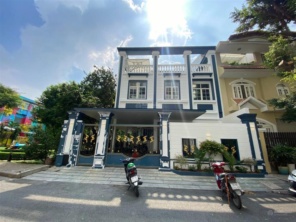 Bán nhanh biệt thự góc khu mỹ phước, phú mỹ hưng, p. tân phong, q7. dt 198m2, giá chốt bán 76 tỷ