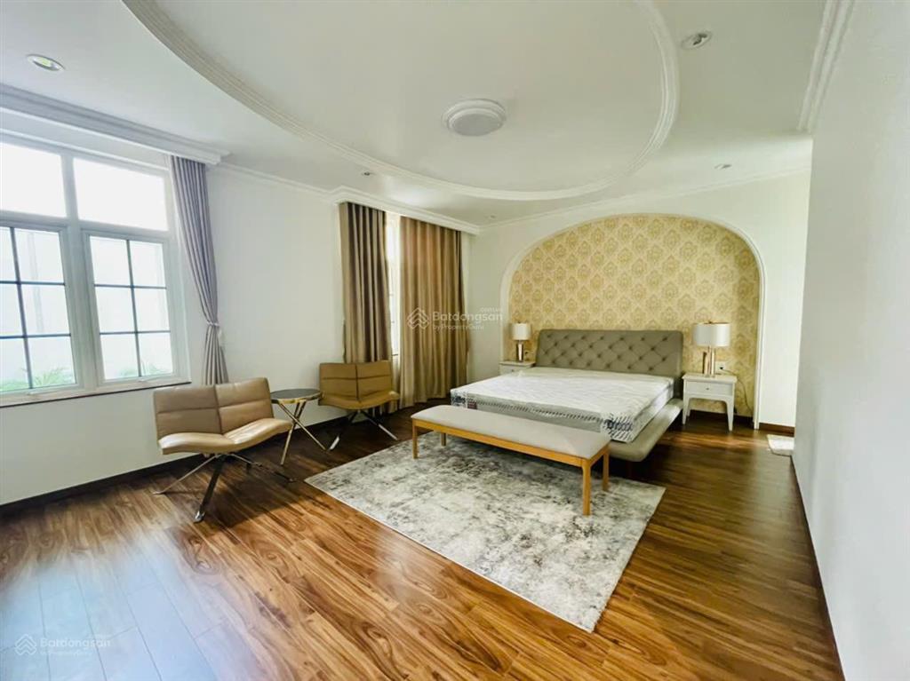Bán nhanh biệt thự góc khu mỹ phước, phú mỹ hưng, p. tân phong, q7. dt 198m2, giá chốt bán 76 tỷ
