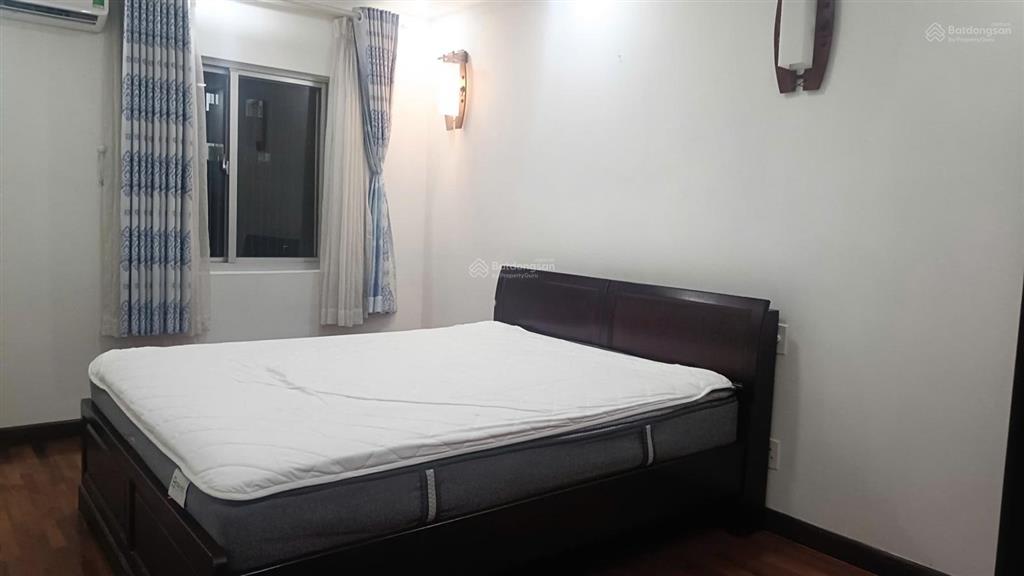 Chính chủ cần bán căn hộ khu hưng vượng 2, phú mỹ hưng, q7. dt 71m, giá 5 tỷ