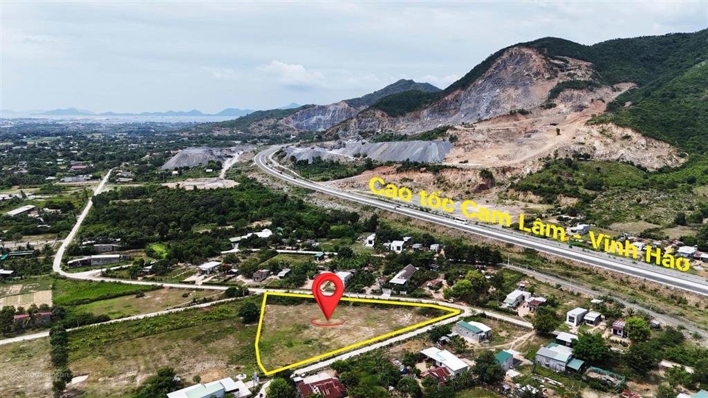 Duy nhất còn sót lại lô duy nhất 299tr có 100% đất ở đô thị, đường ô tô rộng gần 6m, sổ hồng riêng